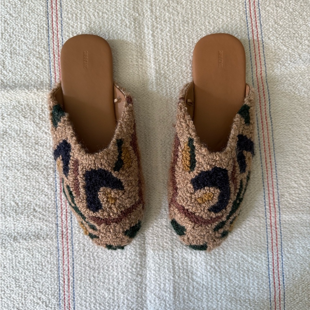 Zara Slides NWOT